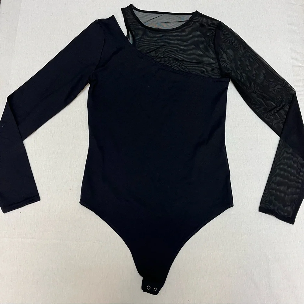 Abercrombie & fitch black mesh asymmetrical bodysuit long sleeve